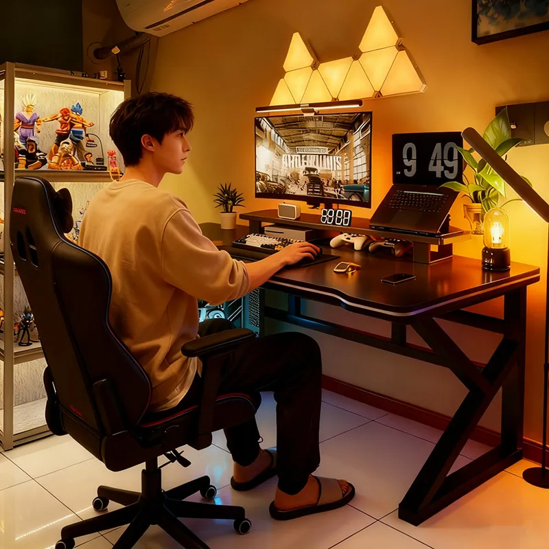 Esports Gaming Houses - طاولة كمبيوتر سوداء بتصميم رياضي إلكتروني